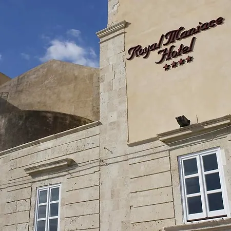 Royal Maniace 4*