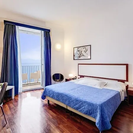 Royal Maniace Hotel Syracuse